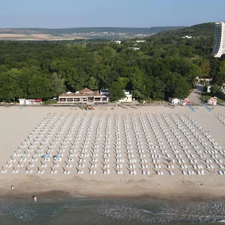 Готель Ralitsa Aquaclub 4*