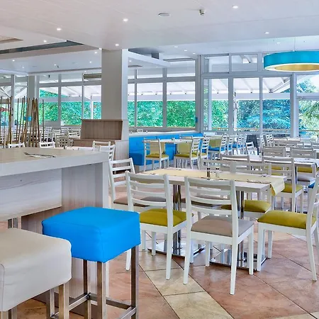 Готель Ralitsa Aquaclub Албена
