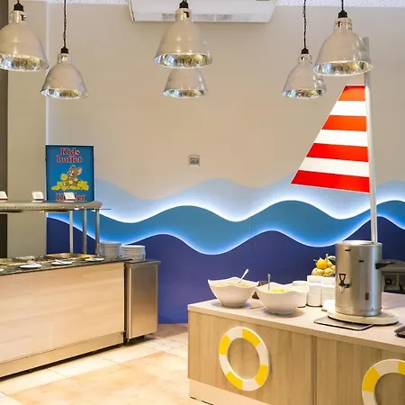 Ralitsa Aquaclub 4* Albena