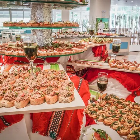 Hotel Ralitsa Aquaclub 4*