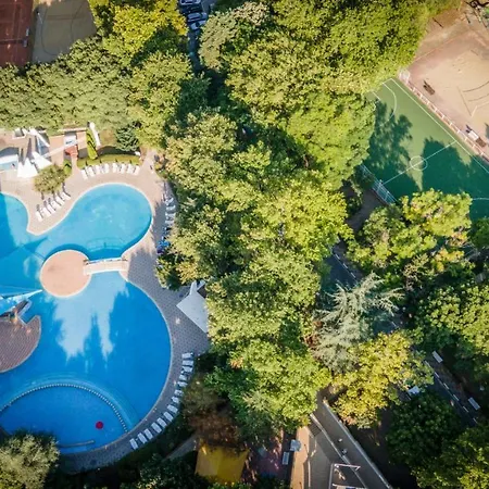 Ralitsa Aquaclub Hotel 4*