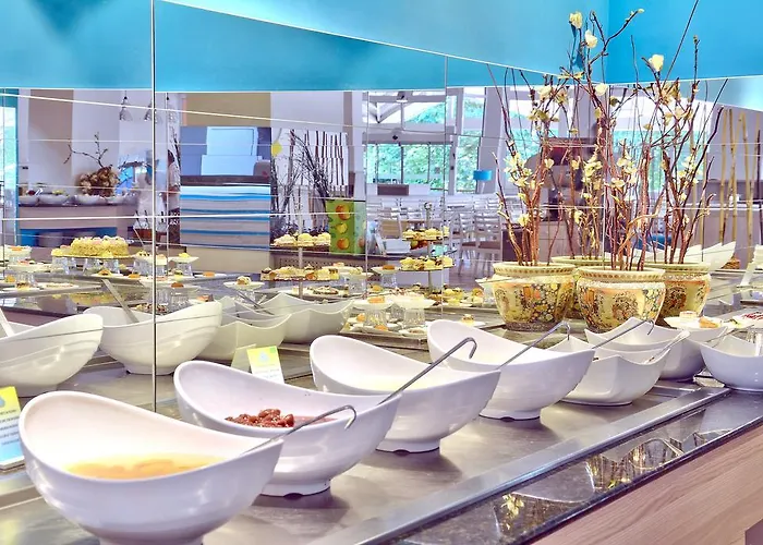 Ralitsa Aquaclub 4* Albena