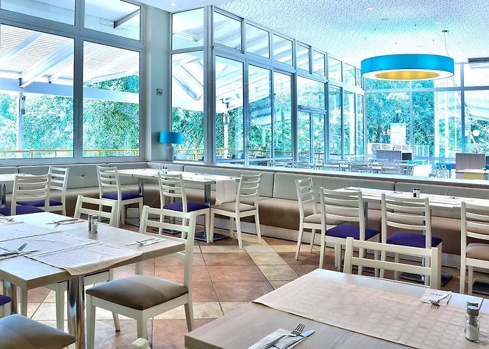 Hotel Ralitsa Aquaclub 4*